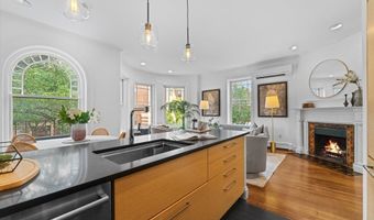 203 Saint Botolph 3, Boston, MA 02115