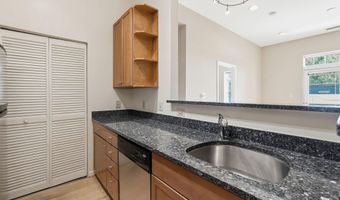 309 HOLLAND Ln 211, Alexandria, VA 22314