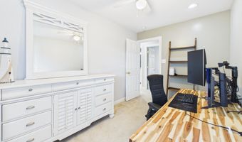 33 STEPHANIE Dr, Bear, DE 19701