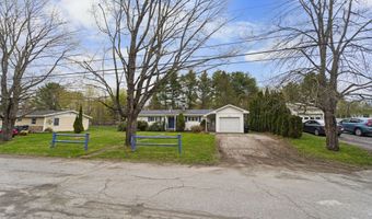 42 Sugarloaf Ln, Bangor, ME 04401