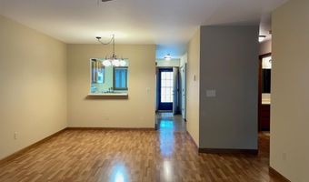 65 SPENCER VILLAGE Ct 14, Appleton, WI 54914