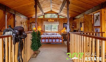 141 Cloudy Dr, Cody, WY 82414