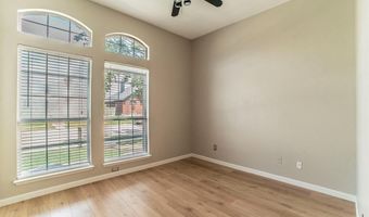 5605 Overland Dr, The Colony, TX 75056