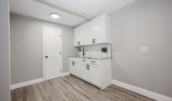 52 Hillside Ave, Bartlett, NH 03812