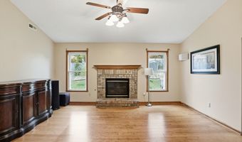 7819 Shannon Lakes Way, Indianapolis, IN 46217