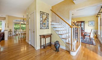325 Westwood Rd, Bristol, CT 06010