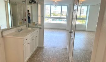 9501 E Bay Harbor Dr 5B, Bay Harbor Islands, FL 33154