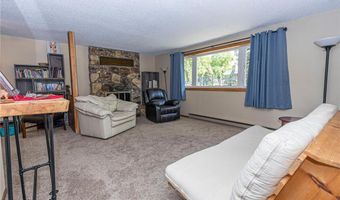 102 Ross Gdn NW, Alexandria, MN 56308