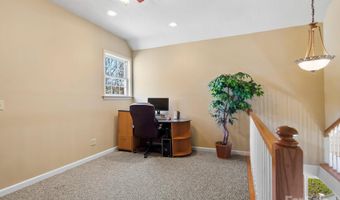 8 Alexander Chapel Dr, Asheville, NC 28804