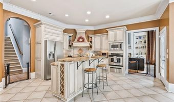 221 Allmond Ln, Alpharetta, GA 30004