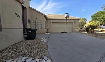 507 Oakwood Pl, Carlsbad, NM 88220