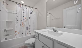 1866 Porch Swing Way, Apex, NC 27502