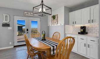 1077 GOLDEN RANGE, Burns, WY 82053