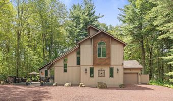 129 Woodbury, Blakeslee, PA 18610