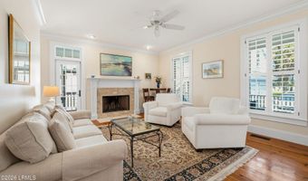 4 Addison St, Beaufort, SC 29907