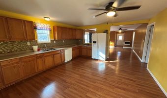 1026 TOM WHITE Rd, Big Sandy, TN 38221