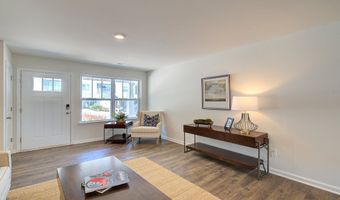 111 Eleanor Cove Rd, Arden, NC 28704