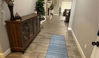 941 Sundance Ln, Bentonville, AR 72712