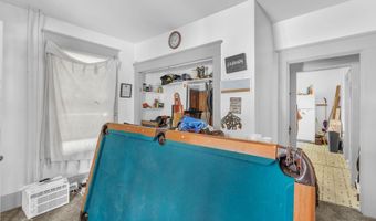 77 Center St, Bangor, ME 04401