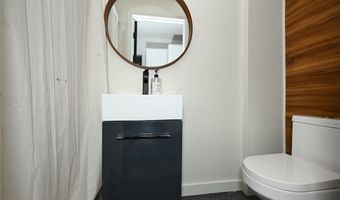 1033 Herberich Ave, Akron, OH 44301