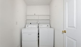 6214 Treeridge Dr, Acworth, GA 30101