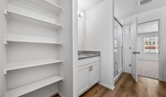 22294 E 39th Ave, Aurora, CO 80019