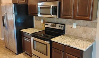 1911 Cypress St, Bentonville, AR 72713