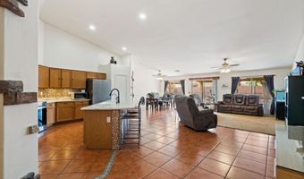 566 W COBBLESTONE Ct, Casa Grande, AZ 85122