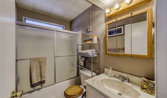 932 Riverfront Dr, Bullhead City, AZ 86442