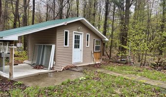 107 Pinewood Dr, Altona, NY 12910