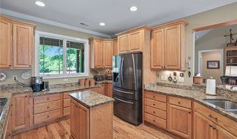 1308 Lakewood Ln, Anderson, SC 29625