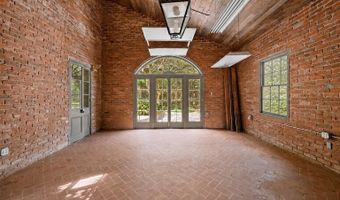 1544 Stanford Ave, Baton Rouge, LA 70808