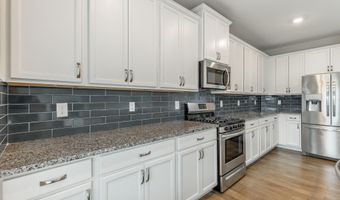 10829 Prairie Lake Dr, Apison, TN 37302