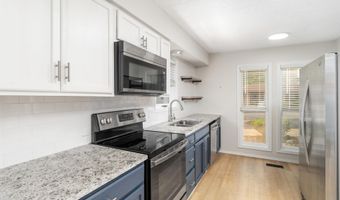 16 Tomisa Ln, Hot Springs Village, AR 71909