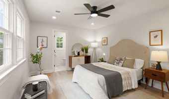 4006 N GLEBE Rd, Arlington, VA 22207