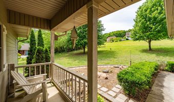 937 Muskogee Ln, Bean Station, TN 37708