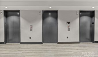 210 N Church St, Charlotte, NC 28202