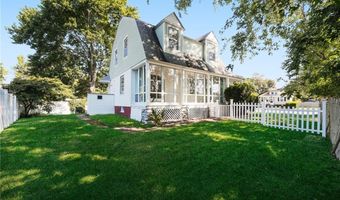 997 W SHORE Rd, Warwick, RI 02889