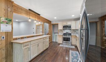 104 W Oak St, Archie, MO 64725