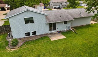 57 SOLAR Cir, Appleton, WI 54915