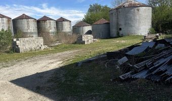 4499 N 3200 East Rd, Arrowsmith, IL 61722