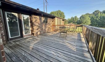 209 Country Club Rd, Bald Knob, AR 72010