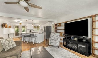30 Parker Ave, Blackfoot, ID 83221