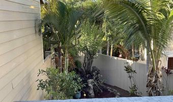 90 Auhana Rd 201, Kihei, HI 96753