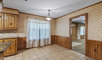 109 Meadors Dr, Alma, AR 72921