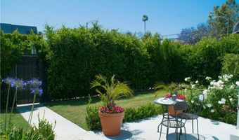 542 N Kilkea Dr, Los Angeles, CA 90048