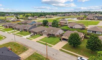 3202 Debbie Ln, Bartlesville, OK 74006