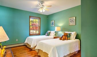 585 Seaside Dr, Jamestown, RI 02835