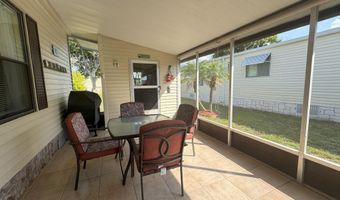 905 Dogwood Dr, Barefoot Bay, FL 32976
