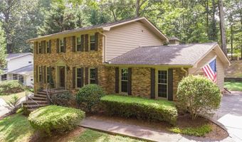 835 Lakeshore Dr NW, Berkeley Lake, GA 30096